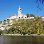 Zoopark Zelcin 农家乐 Mělník