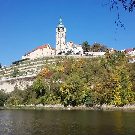 Zoopark Zelčín Farma Mělník