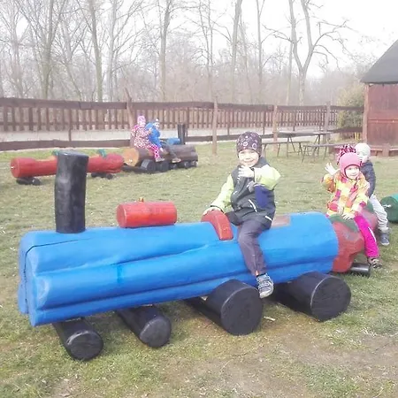 Zoopark Zelcin * Melnik