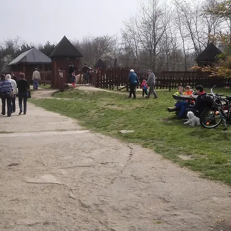 Farm stay Zoopark Zelcin