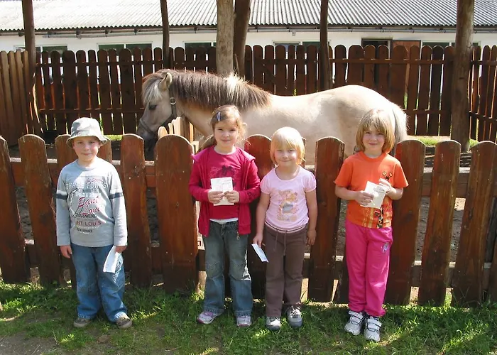 Agroturismo Zoopark Zelcin