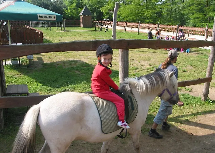 Zoopark Zelcin Mělník